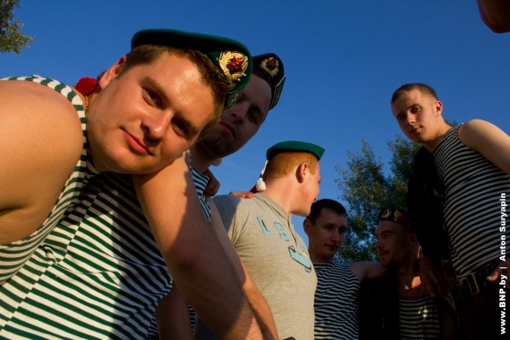 Den-pogranichnika-okolo-Ostrova-slez-08
